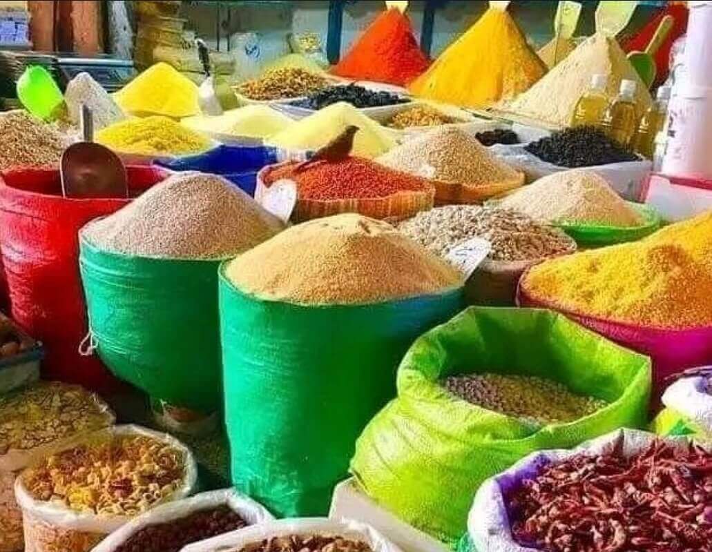 Épices marocaines au Souk El Had